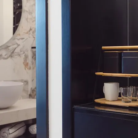 Blue Marina - Boutique アパート